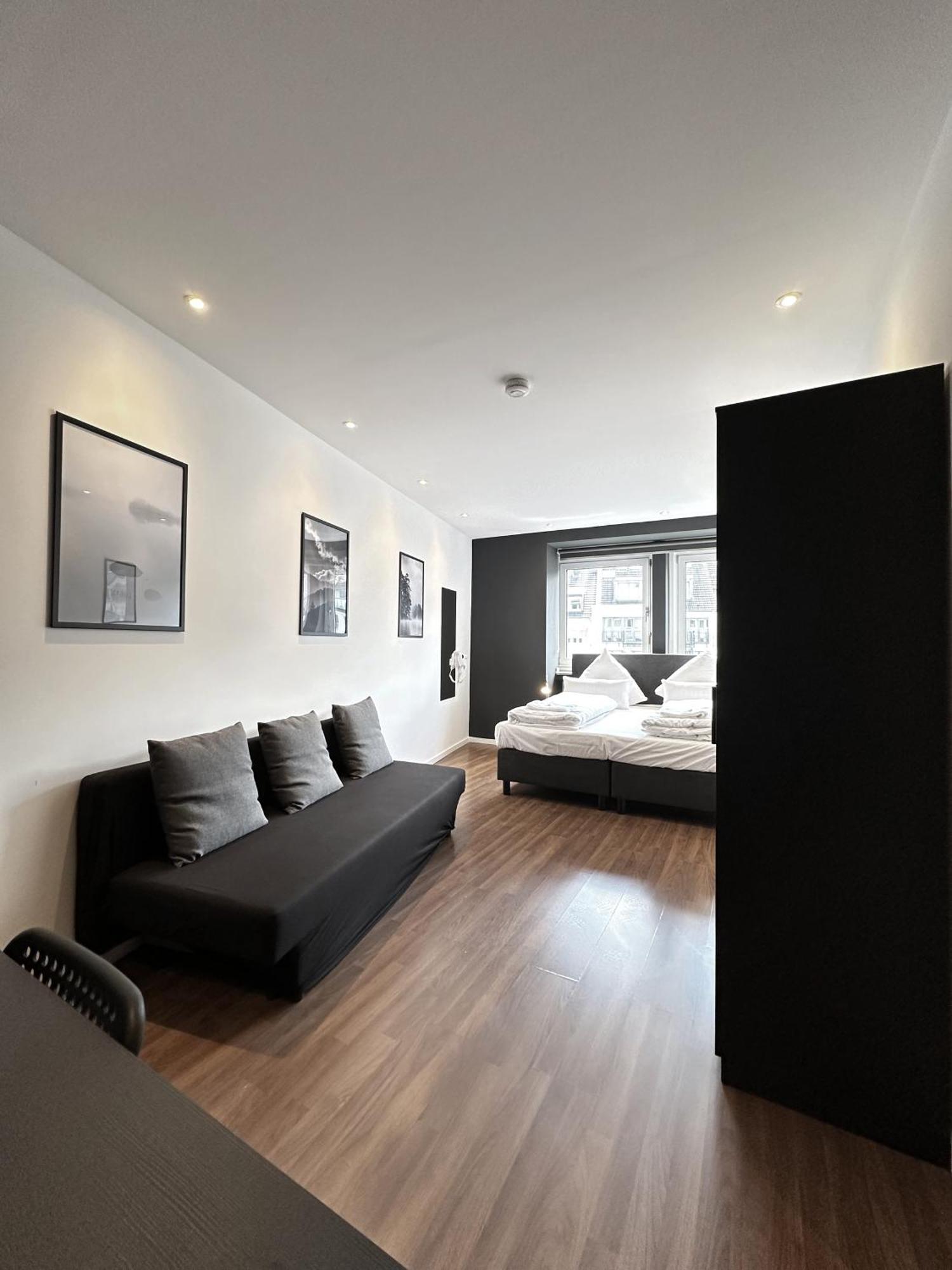 Blk Hostel — Photos 2
